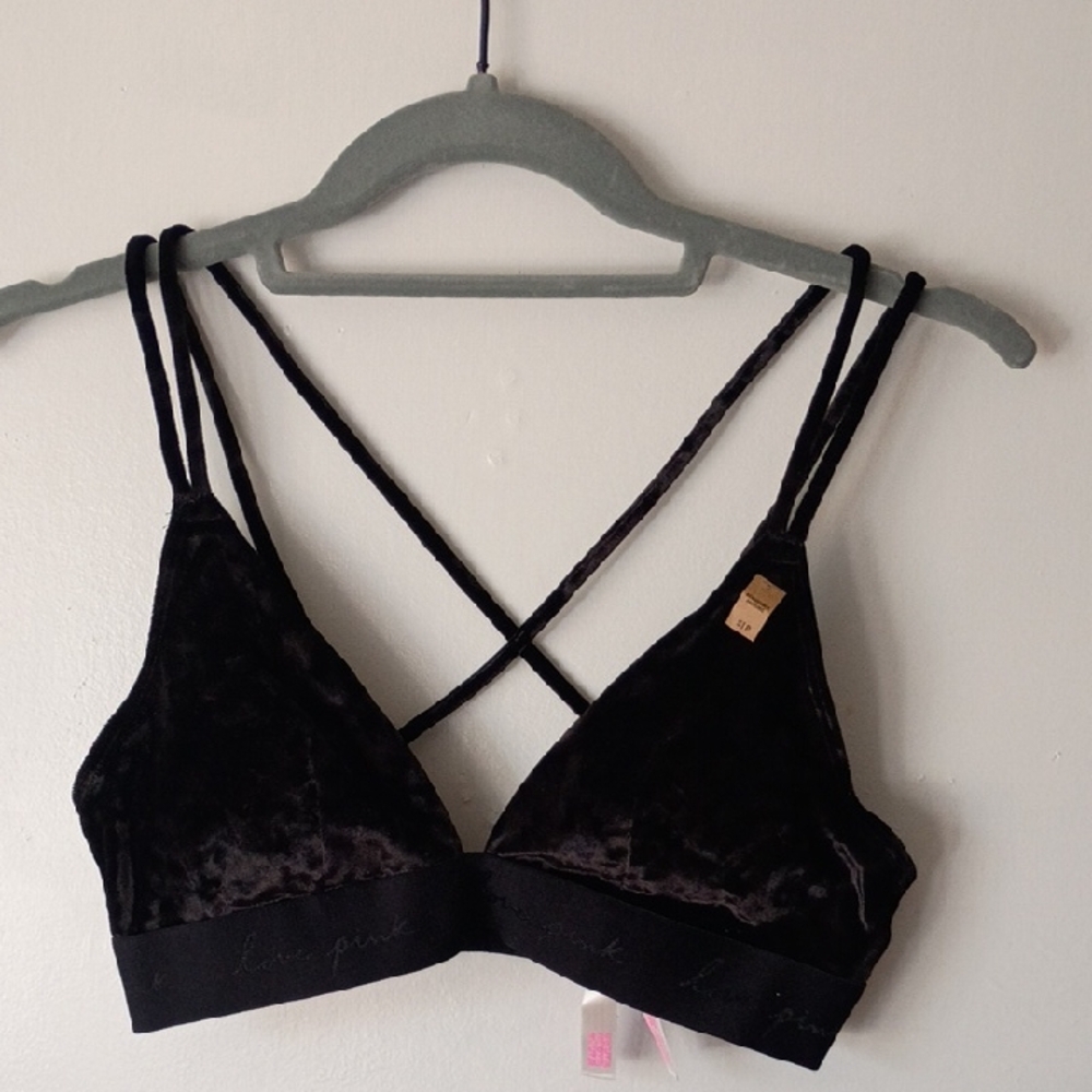 Victorias Secret Elegant Black Velvet Bra with Criss Cross Straps womens small